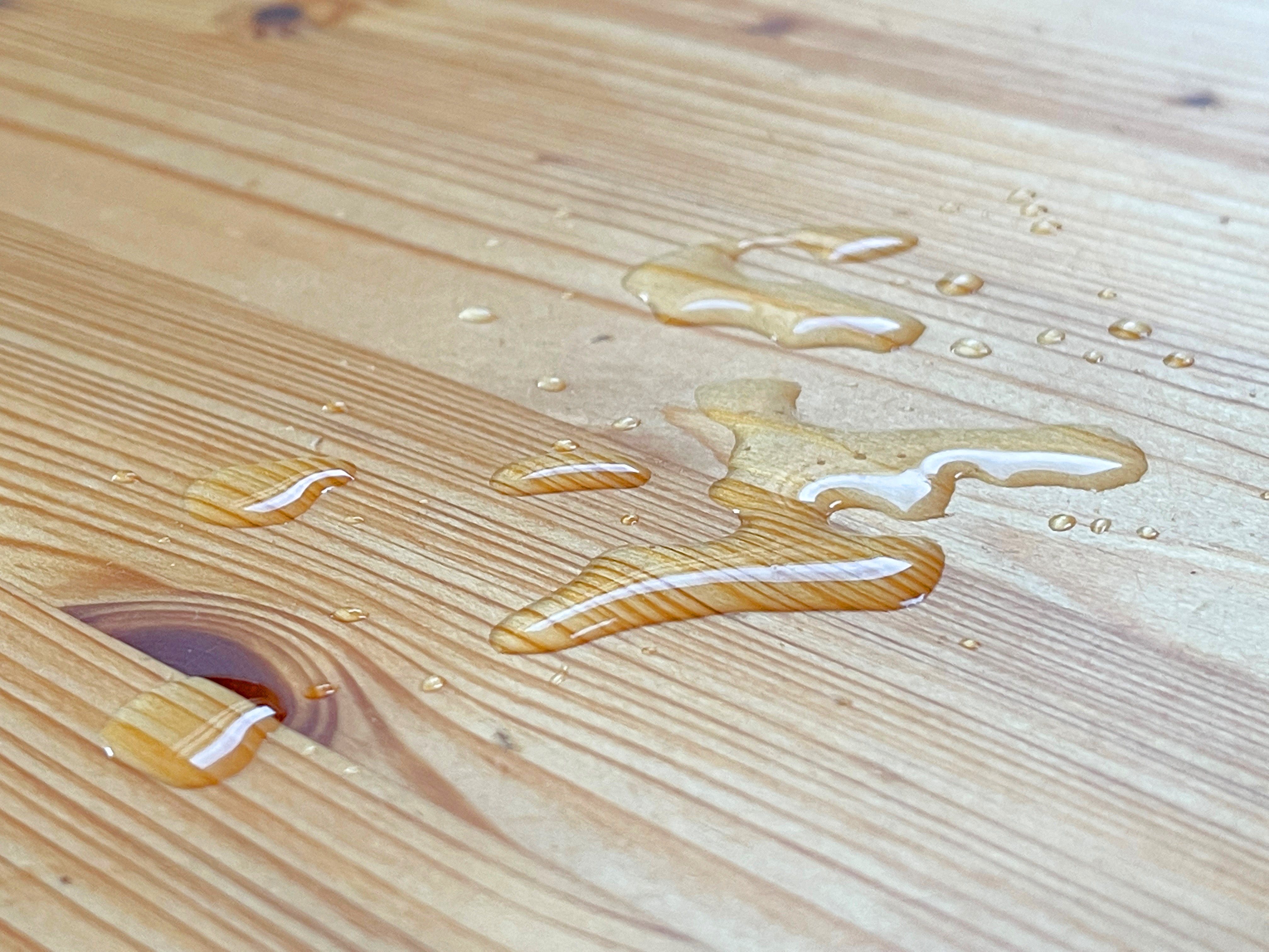 Holz Balsam von HeliaCARE in BIO-Qualität